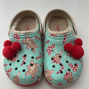 Disney Holiday lined clogs